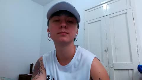 Blue online show from February 12, 4:02 pm