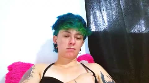 Blue online show from April 15, 7:32 pm