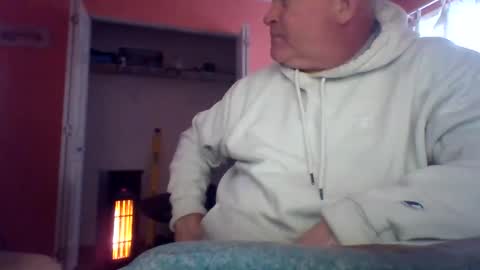 tomcat4848 online show from December 17, 5:30 pm