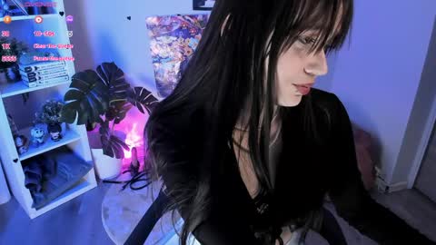 Snapshot of tomie_kawakam1 chatting on May 12, 2:03 pm Tomie online show from May 12, 2:03 pm