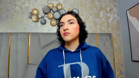   online show from February 4, 11:49 am