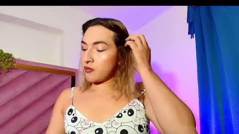   online show from October 21, 1:01 pm