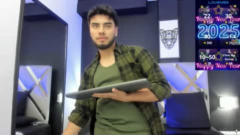 Snapshot of tommidubois1 chatting on January 4, 3:07 am tommidubois1 online show from January 4, 3:07 am