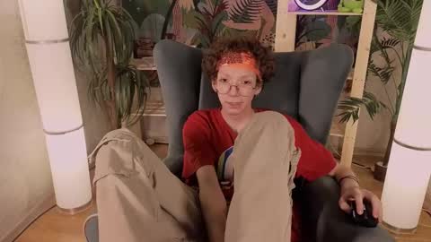 Tommie online show from March 8, 11:48 am