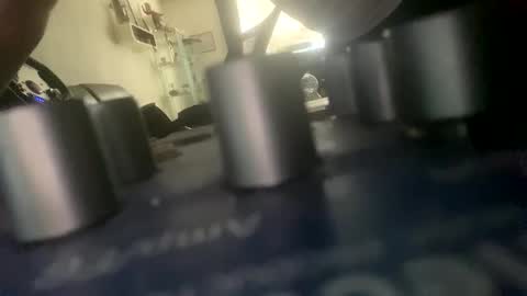 Snapshot of tommit84 chatting on March 31, 12:38 pm tommit84 online show from March 31, 12:38 pm