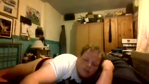 Snapshot of tommp1990 chatting on June 23, 3:04 am TommyP90 online show from June 23, 3:04 am