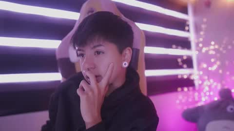 Blue  online show from March 7, 12:56 pm