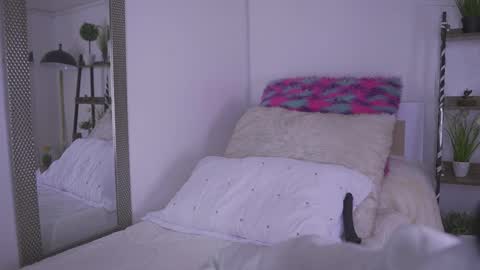 Blue  online show from October 9, 12:47 pm