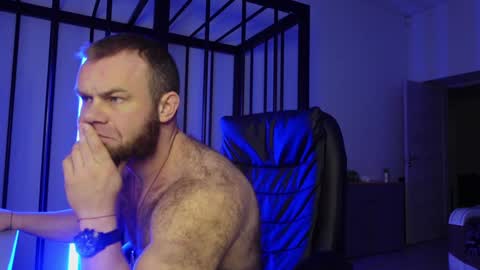 Snapshot of tommy_burnzzz chatting on January 21, 2:33 am tommy burnzzz online show from January 21, 2:33 am