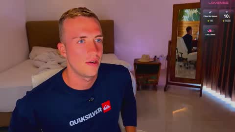 Tommy online show from November 6, 3:18 am