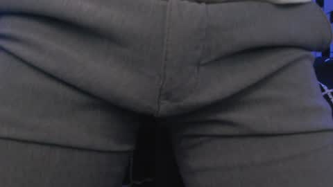 Snapshot of tommy_knuckles chatting on January 24, 1:25 pm Tommy online show from January 24, 1:25 pm