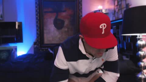 Snapshot of tommy_knuckles chatting on February 8, 9:46 am Tommy online show from February 8, 9:46 am