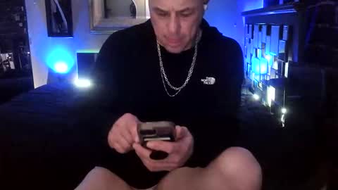 Tommy online show from February 6, 1:21 am