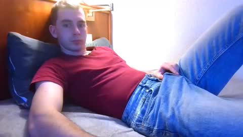 Snapshot of tommy_rafs chatting on March 13, 4:24 pm Thomas online show from March 13, 4:24 pm