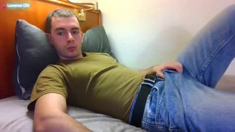 Snapshot of tommy_rafs chatting on March 14, 5:29 pm Thomas online show from March 14, 5:29 pm
