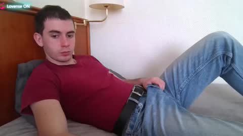 Snapshot of tommy_rafs chatting on March 24, 12:54 pm Thomas online show from March 24, 12:54 pm