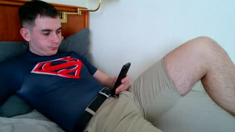 Snapshot of tommy_rafs chatting on March 31, 4:40 pm Thomas online show from March 31, 4:40 pm