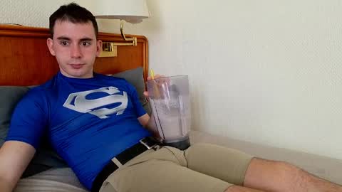 Snapshot of tommy_rafs chatting on April 11, 3:38 pm Thomas online show from April 11, 3:38 pm