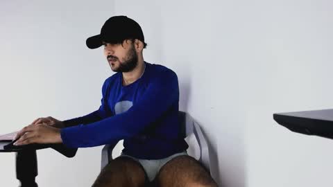 tommy_sccott online show from October 28, 12:03 am