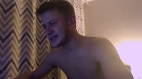 Snapshot of tommy_shak chatting on October 28, 8:44 pm Tommy Shak online show from October 28, 8:44 pm