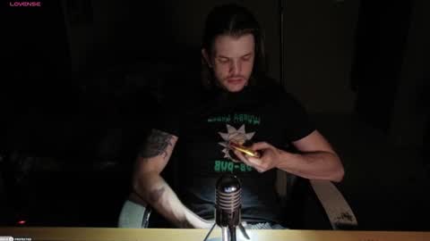 Snapshot of tommy_sins92 chatting on December 22, 8:06 pm Tommy Sins online show from December 22, 8:06 pm