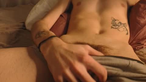 tommy_stars online show from April 16, 9:39 pm