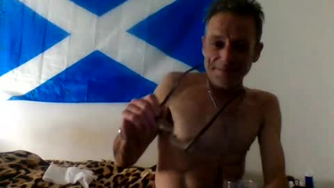Snapshot of tommyandtomara chatting on June 20, 9:39 pm tommyandtomara online show from June 20, 9:39 pm