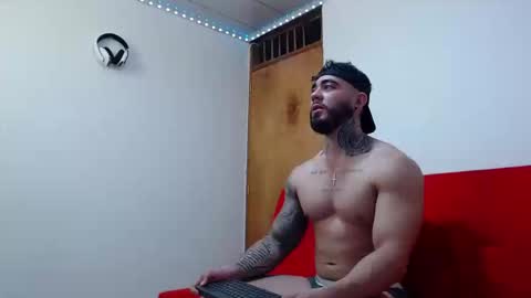 Steven online show from February 24, 8:58 pm