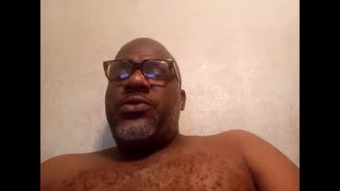 Snapshot of tommyboy771 chatting on February 21, 1:55 pm tommyboy online show from February 21, 1:55 pm