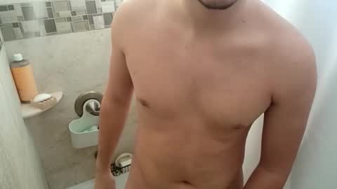 Snapshot of tommyuwu2 chatting on January 6, 8:45 pm Tommy online show from January 6, 8:45 pm