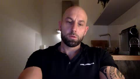 Thomas Fit online show from March 9, 5:17 pm