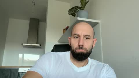 Thomas Fit online show from October 13, 6:46 am