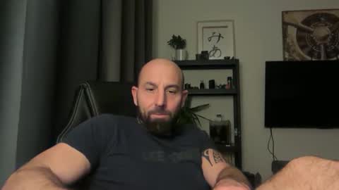 Thomas Fit online show from November 14, 9:46 pm