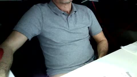 Snapshot of tomtom02029 chatting on January 15, 2:35 pm Tom online show from January 15, 2:35 pm