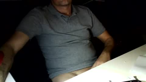 Snapshot of tomtom02029 chatting on January 15, 5:37 pm Tom online show from January 15, 5:37 pm