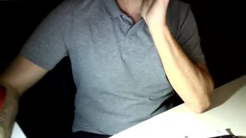 Snapshot of tomtom02029 chatting on January 16, 4:39 pm Tom online show from January 16, 4:39 pm