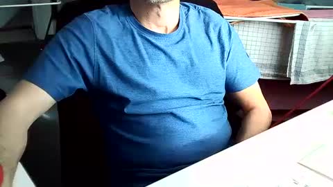 Snapshot of tomtom02029 chatting on January 24, 10:21 am Tom online show from January 24, 10:21 am