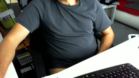 Snapshot of tomtom02029 chatting on October 13, 8:47 am Tom online show from October 13, 8:47 am