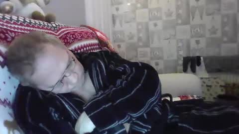 tony14712 online show from December 6, 2:13 am