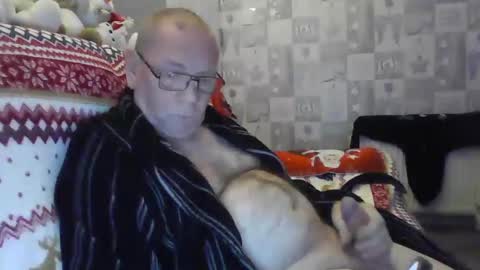 tony14712 online show from December 7, 11:34 pm