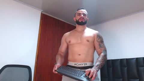 tony online show from March 31, 10:54 pm