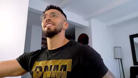 tony muscle1 online show from February 15, 10:50 pm