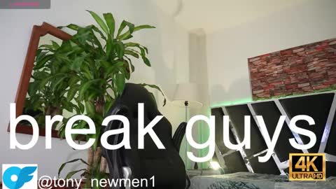 Snapshot of tony_newmen chatting on December 15, 7:10 pm tony online show from December 15, 7:10 pm