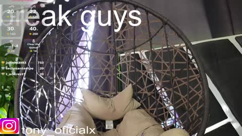 Snapshot of tony_newmen chatting on January 18, 9:34 pm tony online show from January 18, 9:34 pm