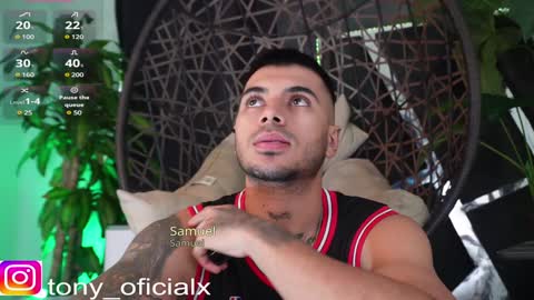 Snapshot of tony_newmen chatting on February 5, 3:09 pm tony online show from February 5, 3:09 pm