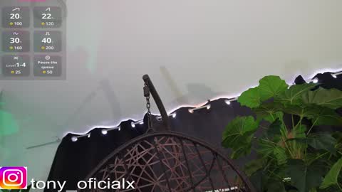 Snapshot of tony_newmen chatting on February 5, 10:12 pm tony online show from February 5, 10:12 pm