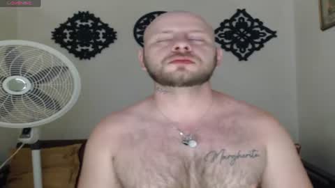 Snapshot of tony_white_7 chatting on July 10, 11:29 pm TONY online show from July 10, 11:29 pm