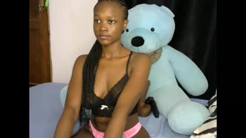 Snapshot of tonya_tash7 chatting on February 3, 11:53 am tonya tash7 online show from February 3, 11:53 am