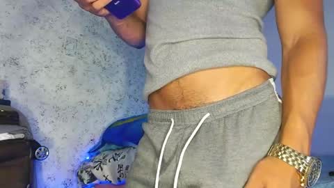 tonydesire_ online show from April 22, 7:48 pm