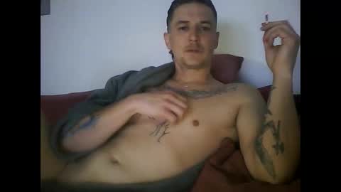 Snapshot of tonystrawberry chatting on May 10, 12:16 am tonystrawberry online show from May 10, 12:16 am